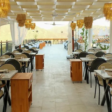 Xen Deluxe Boutique And Restaurant Hotel *